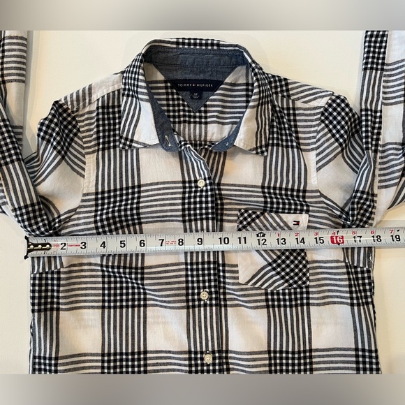 Tommy Hilfiger Plaid Flannel Metallic Stitch Button Down Logo Black White - Picture 4 of 14